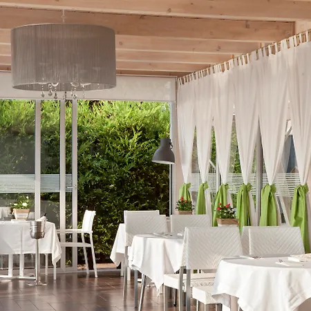 Hotel Andris