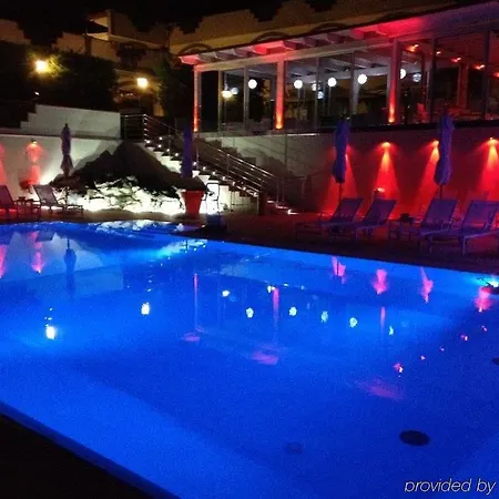 Hotel Andris 3*