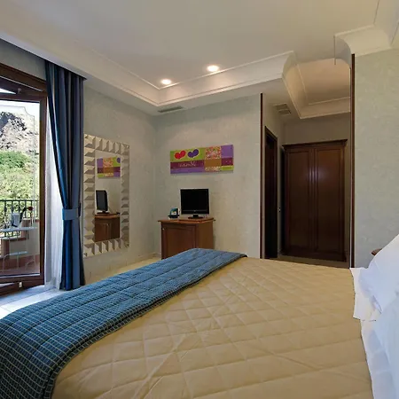Hotel Andris 3*
