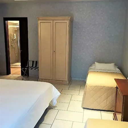 Hotel Andris 3*