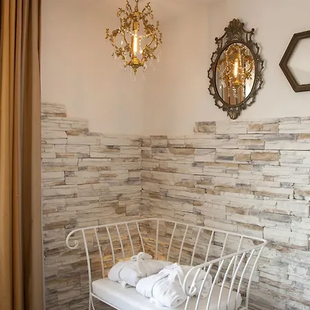 Отель Andris Эрколано