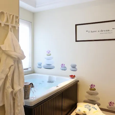 Andris Эрколано