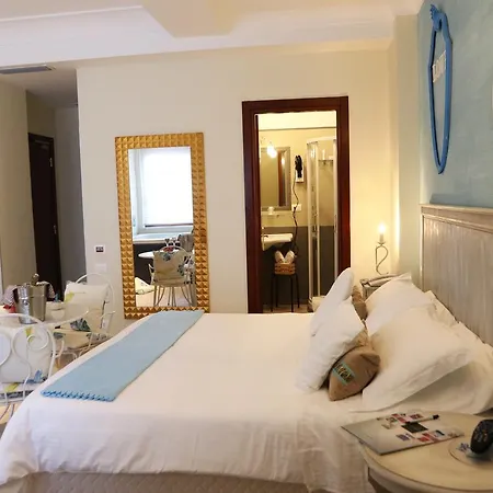 Отель Andris Эрколано