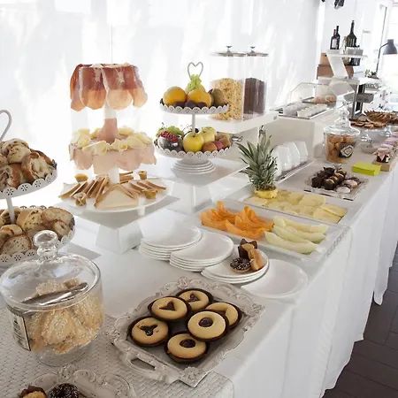 Andris Отель 3*